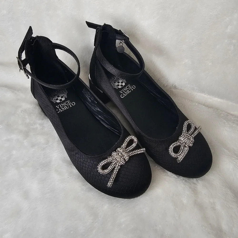 Vince Camuto Black Dress Shoe Girls Youth Size 2‎ Ankle Strap Silver Bows Heel